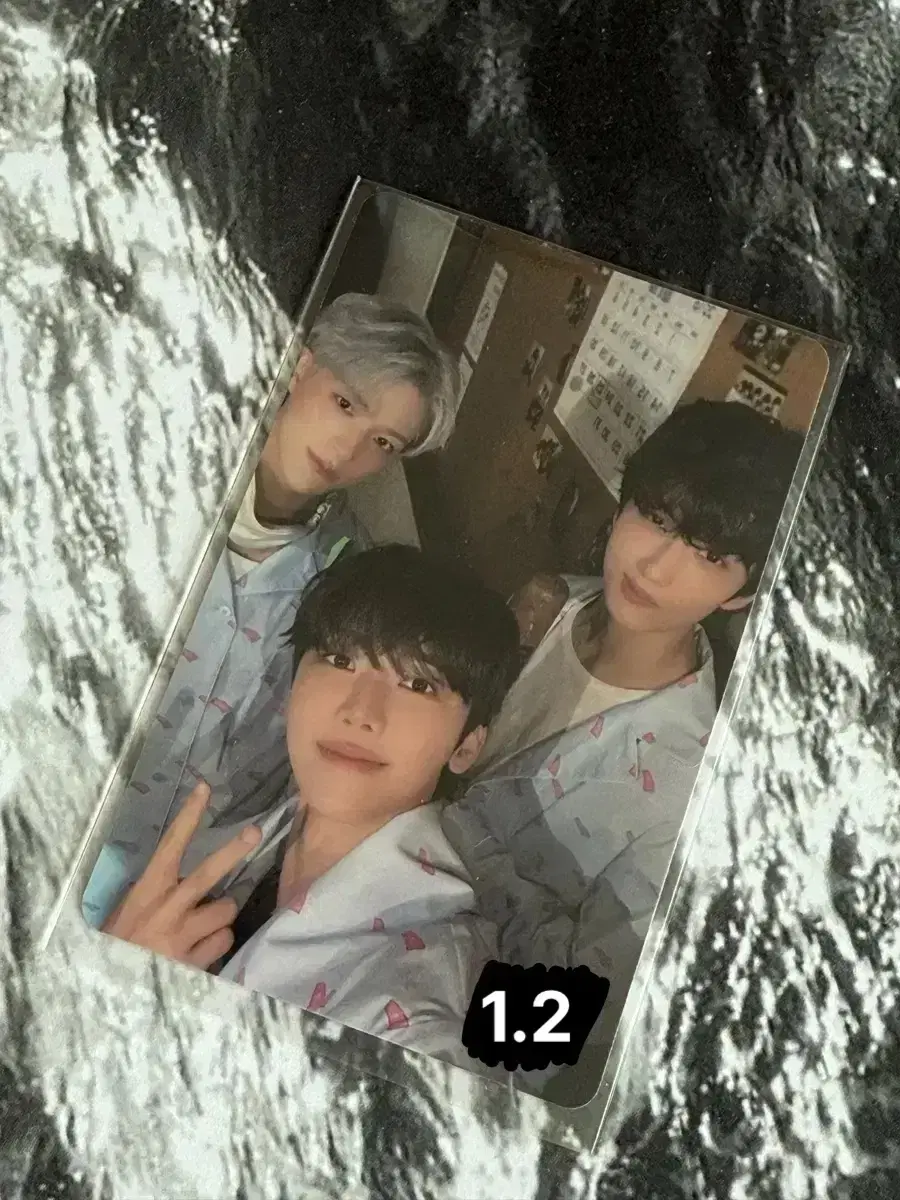 thumbnail-0